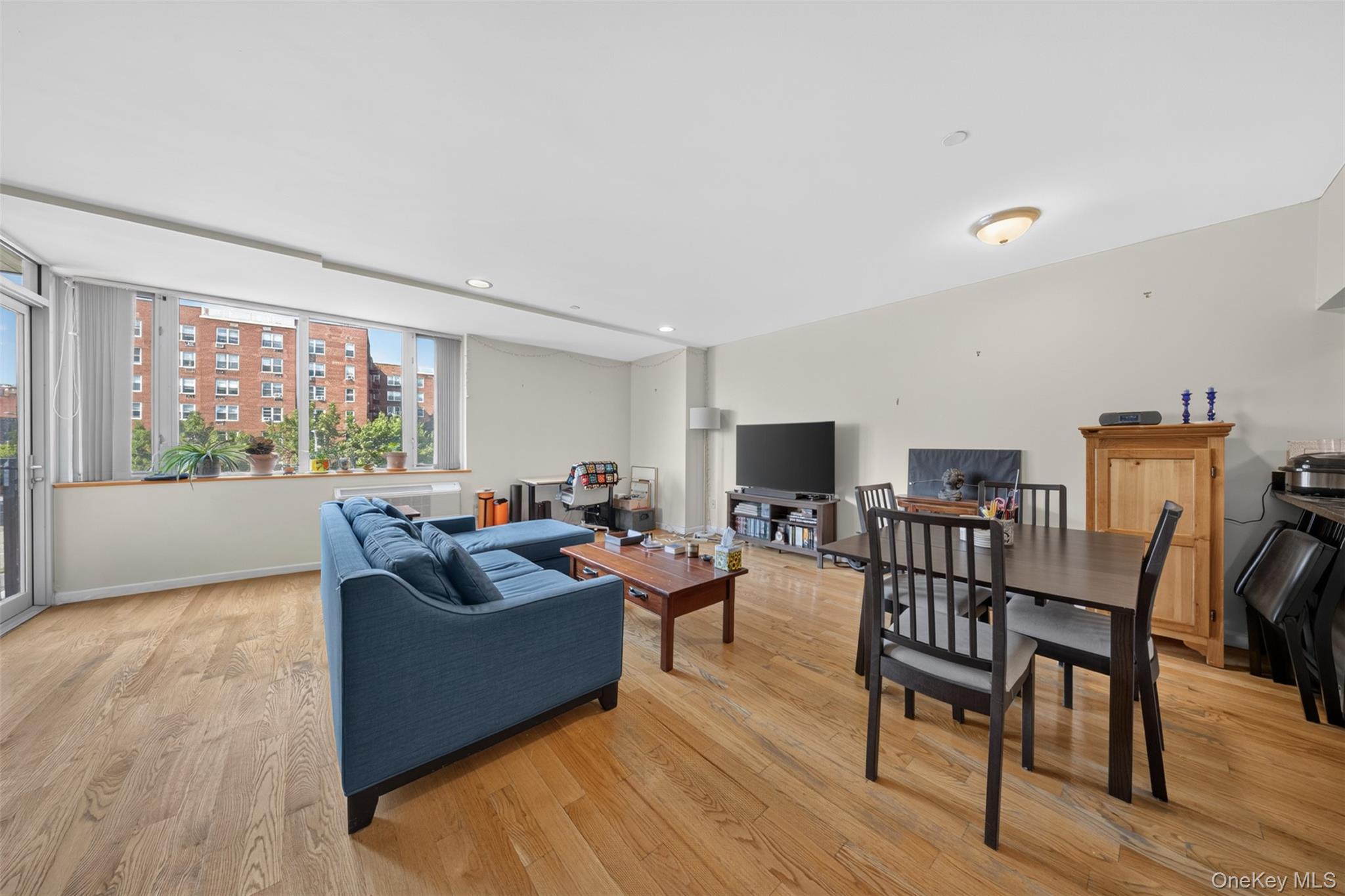 63-14 Queens Boulevard, Unit 3M photo 9