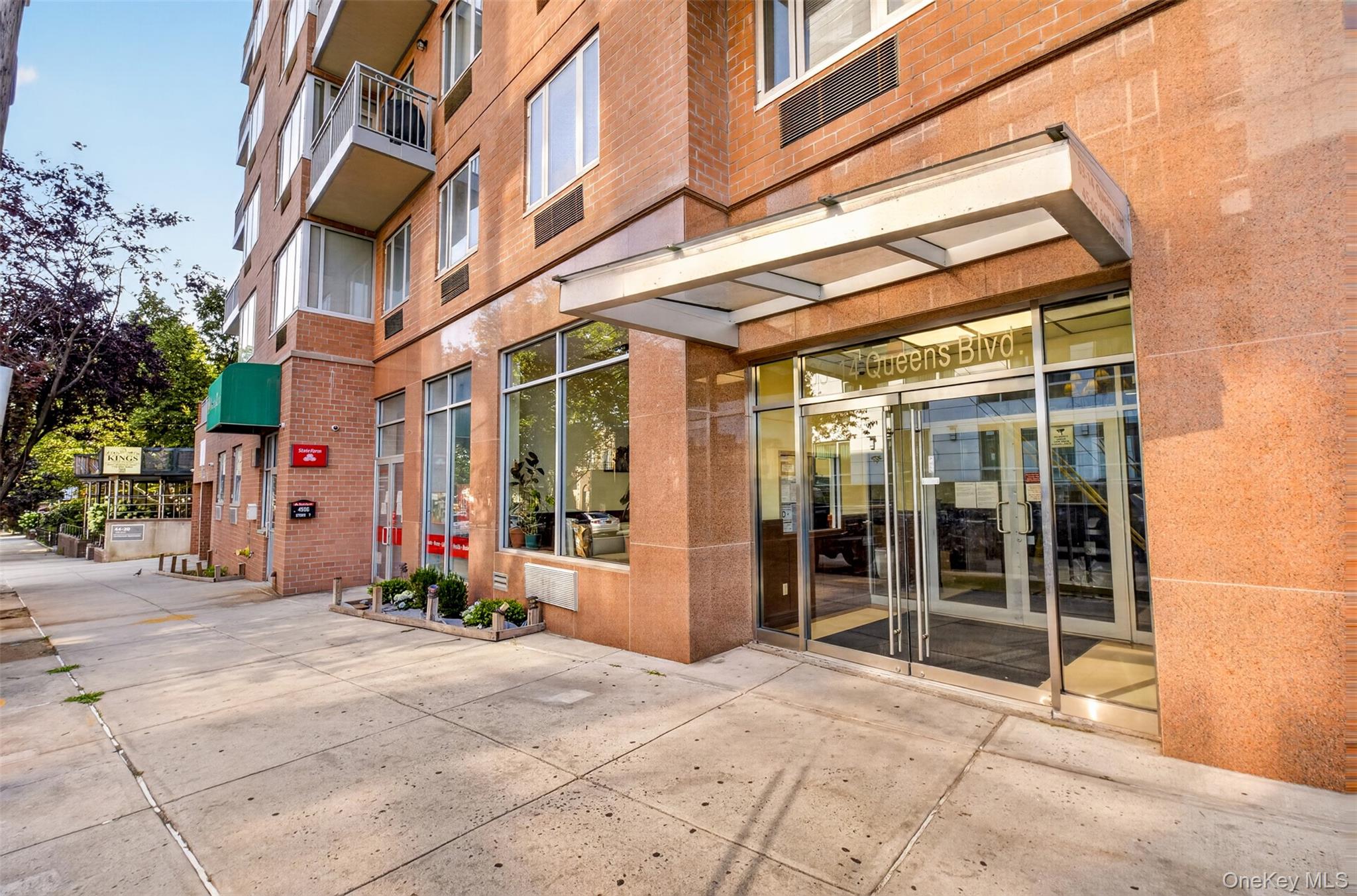 63-14 Queens Boulevard, Unit 3M photo 3
