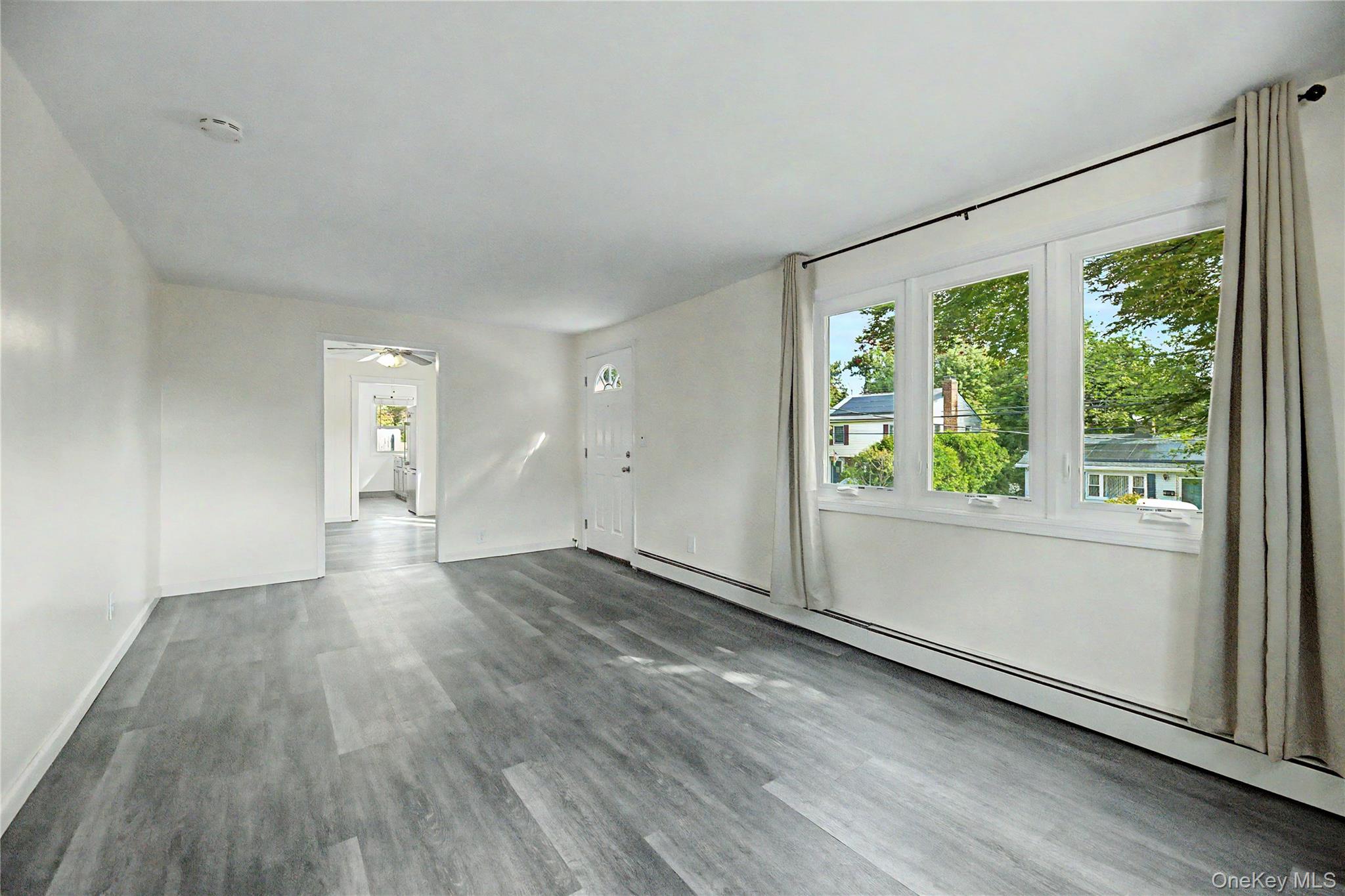 28 Roundhill Drive – For Rent photo 4