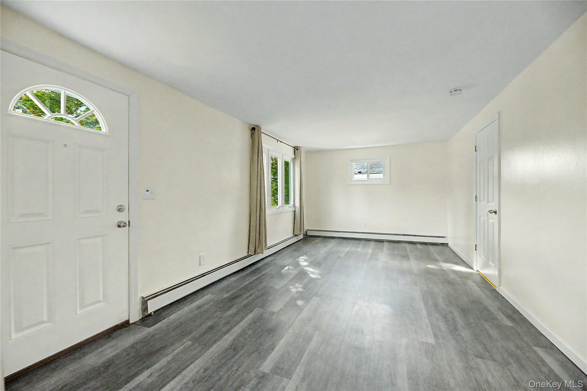 28 Roundhill Drive – For Rent photo 3