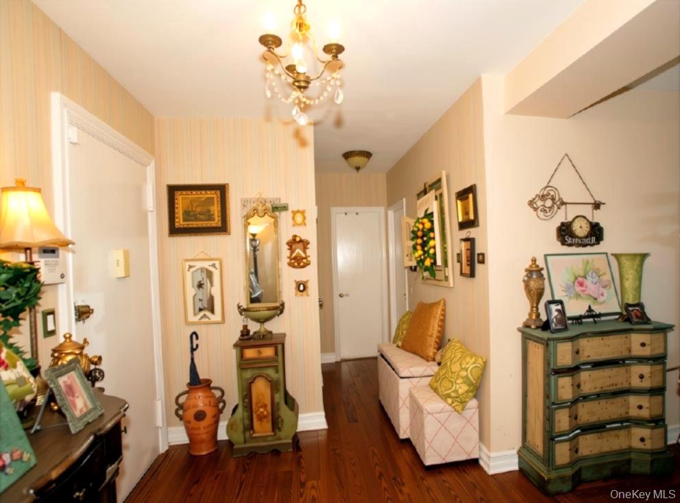 27010 Grand Central Parkway, Unit 4J photo 9