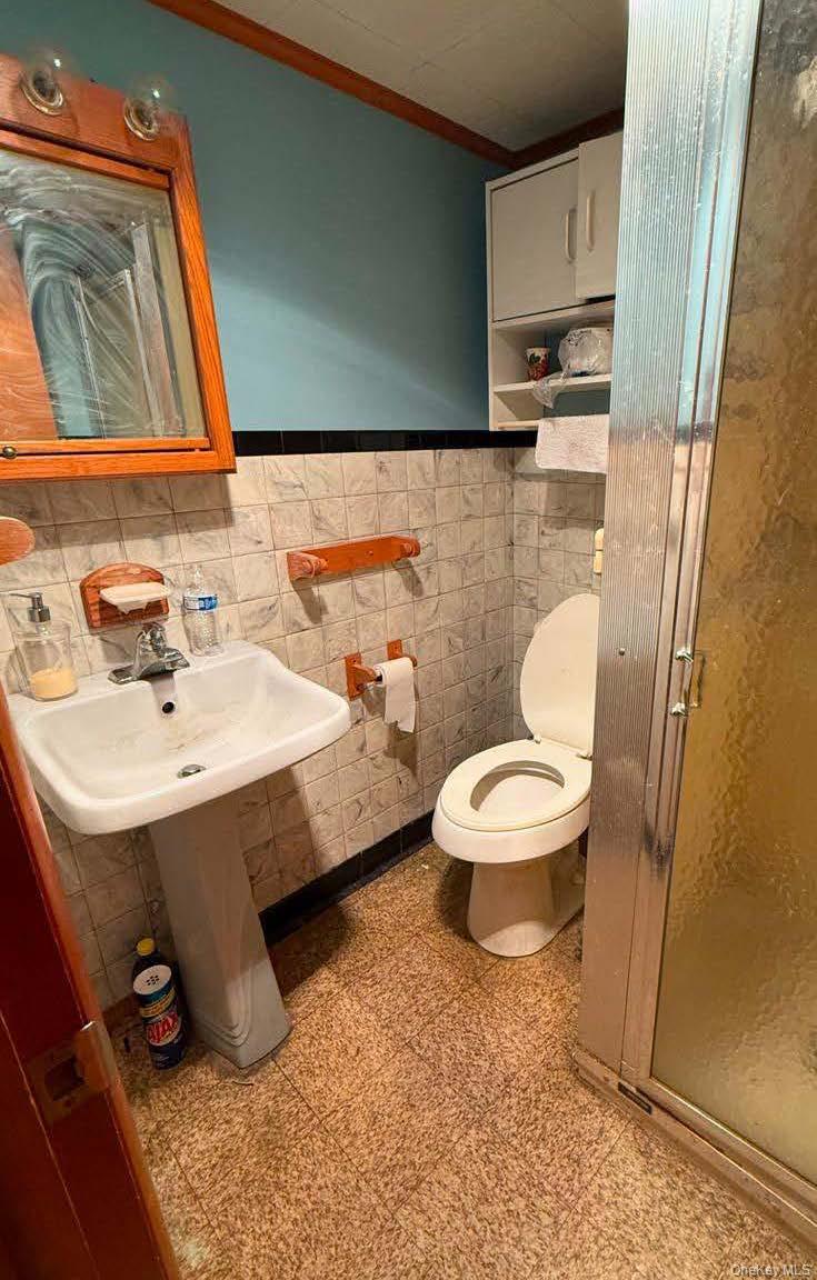 17 Allen Street – For Sale photo 25