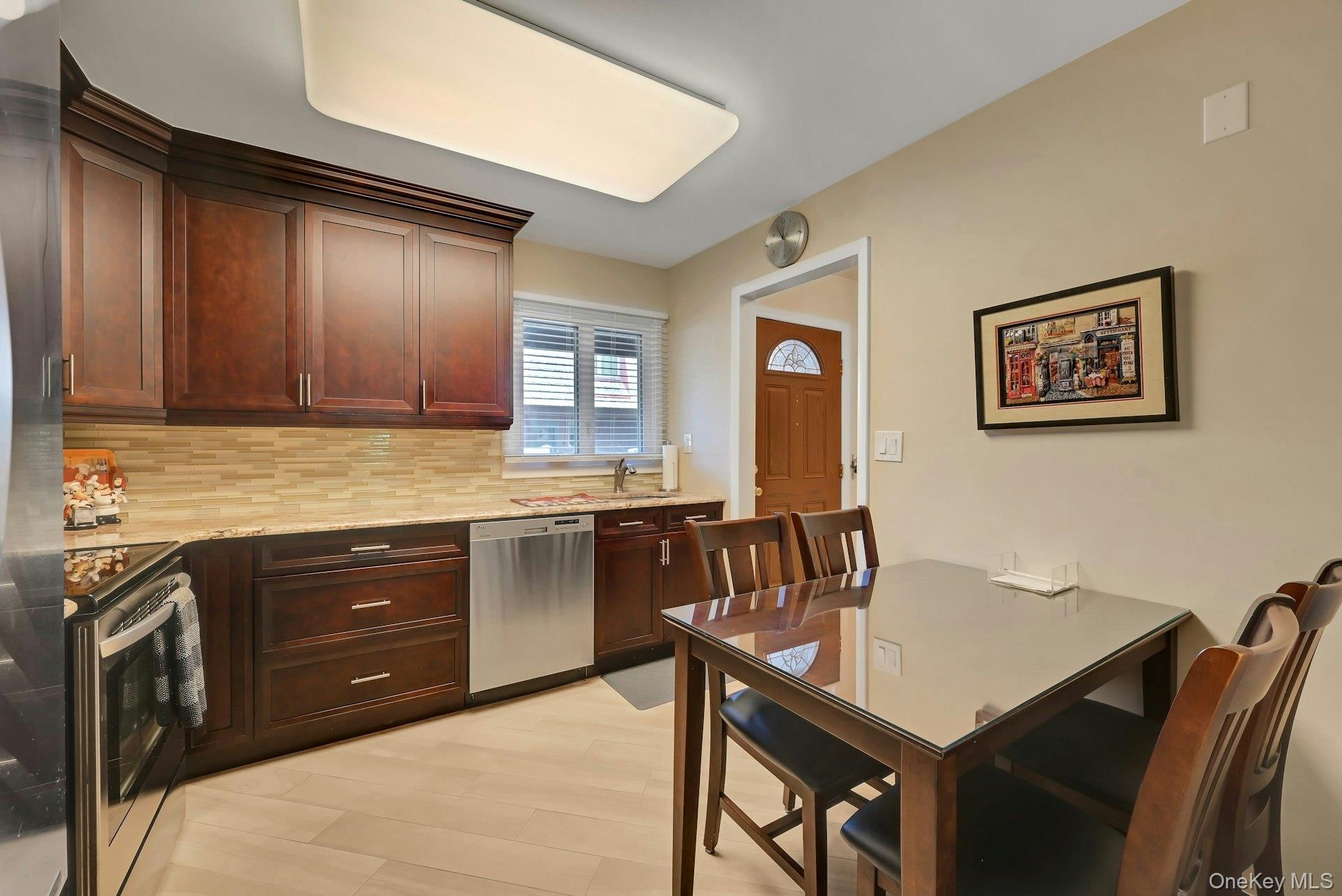 9 Heritage Drive, Unit A photo 5