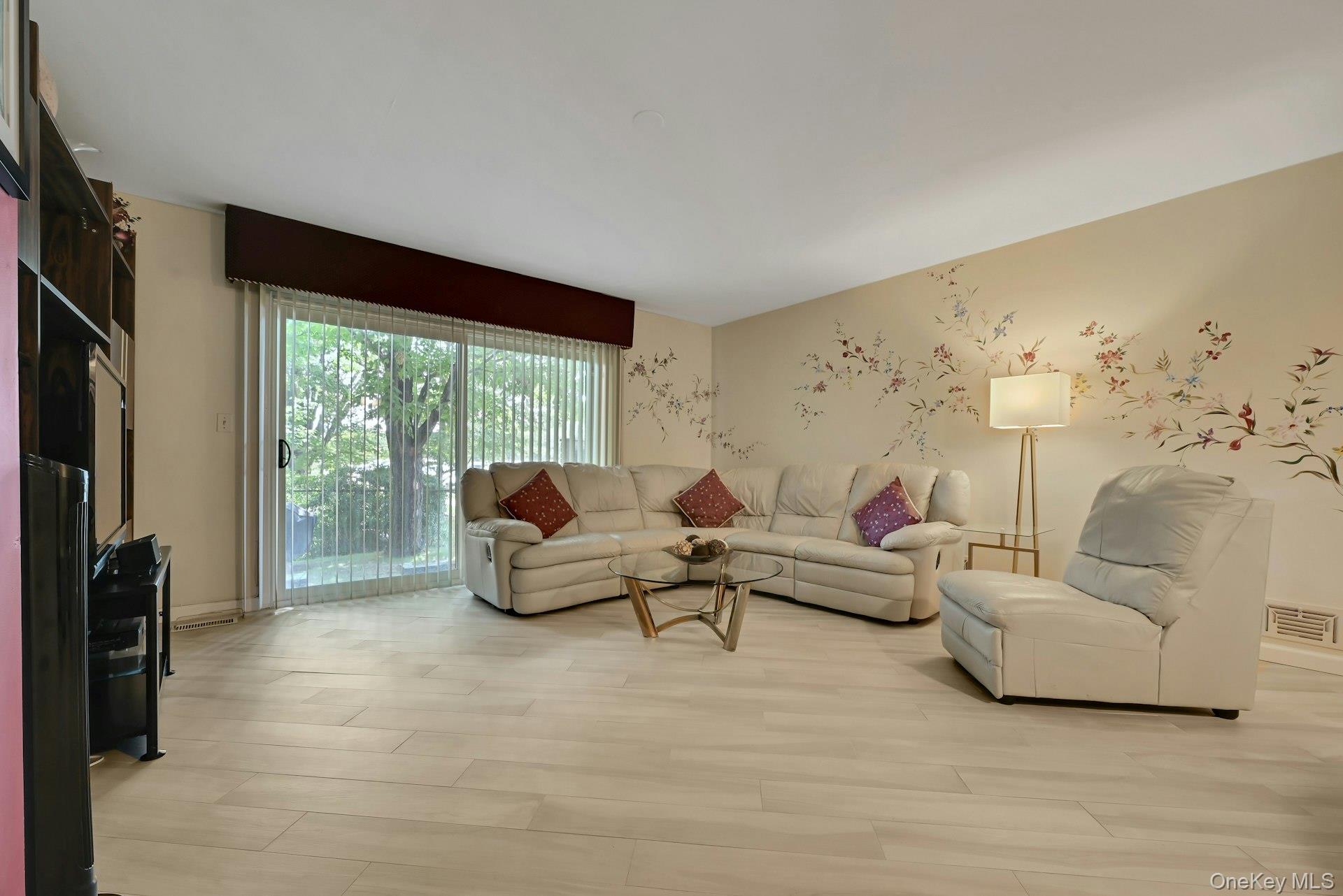 9 Heritage Drive, Unit A photo 10