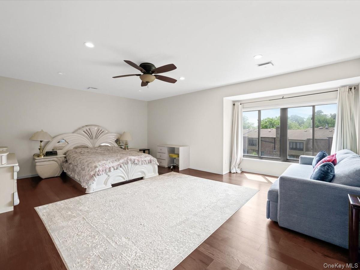 34 Windsor Gate Drive – For Sale photo 15