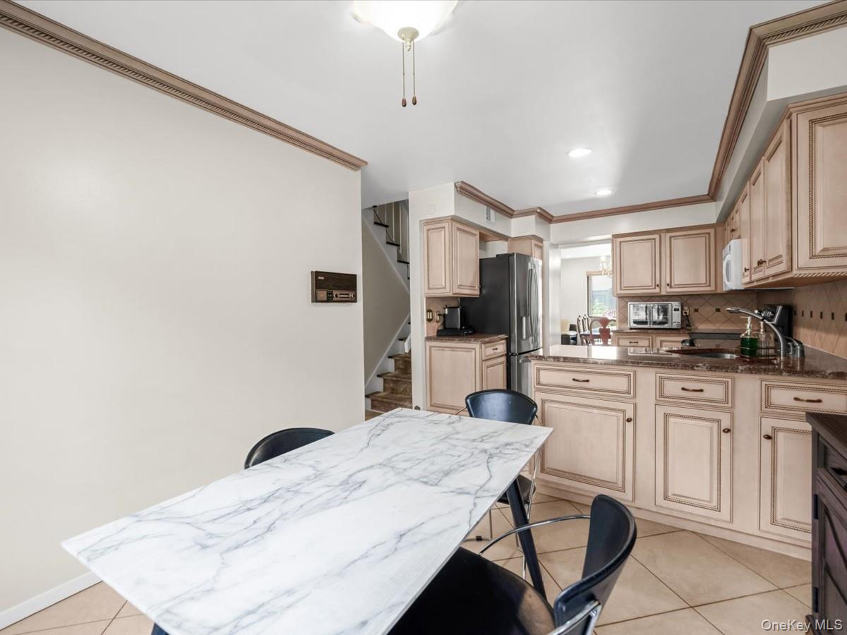 34 Windsor Gate Drive – For Sale photo 12