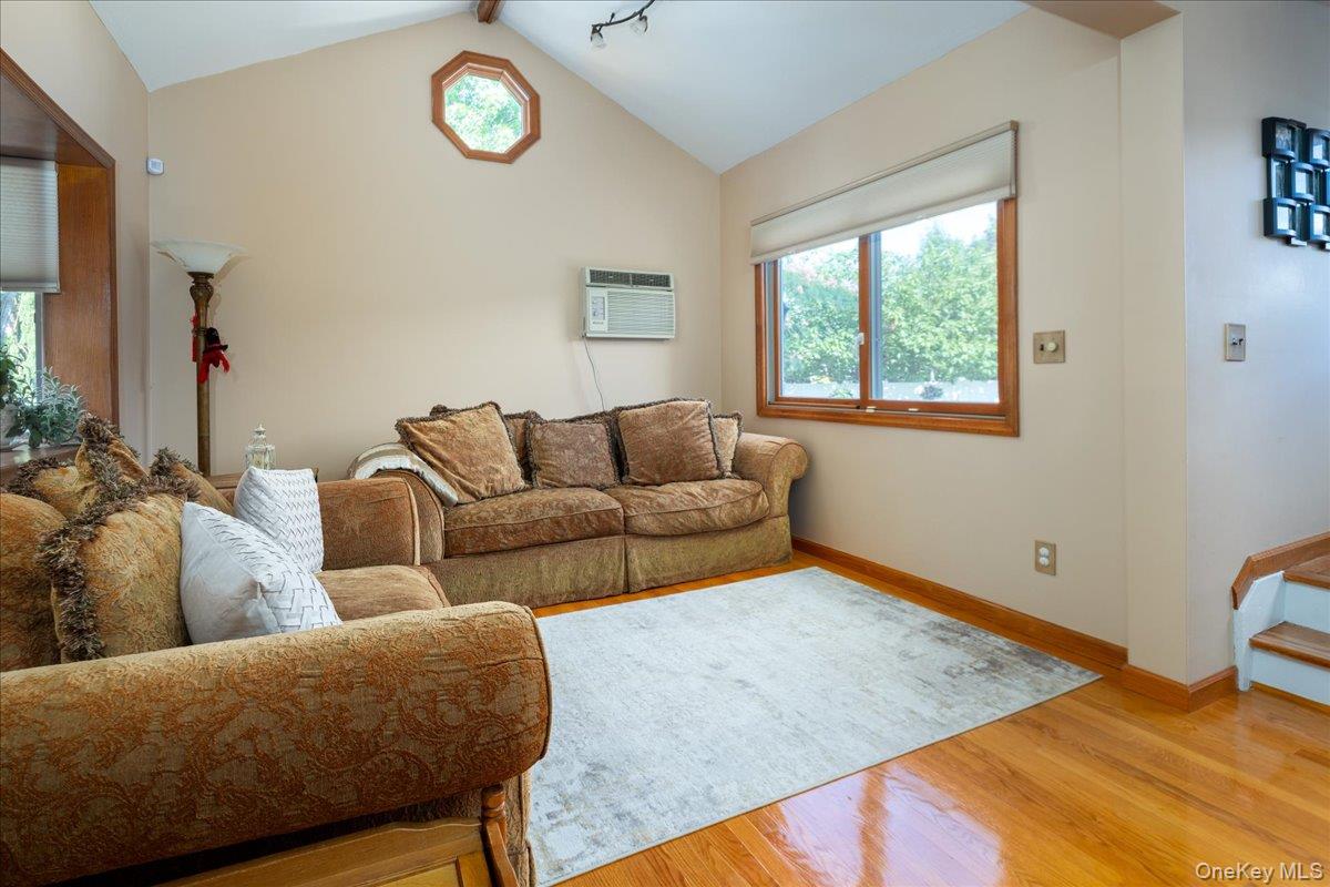 714 Wyckoff Avenue – For Sale photo 5