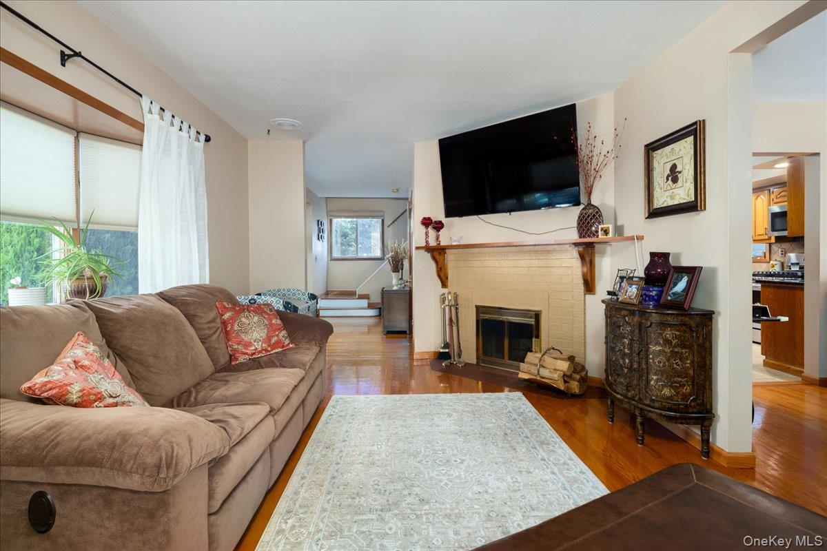 714 Wyckoff Avenue – For Sale photo 7