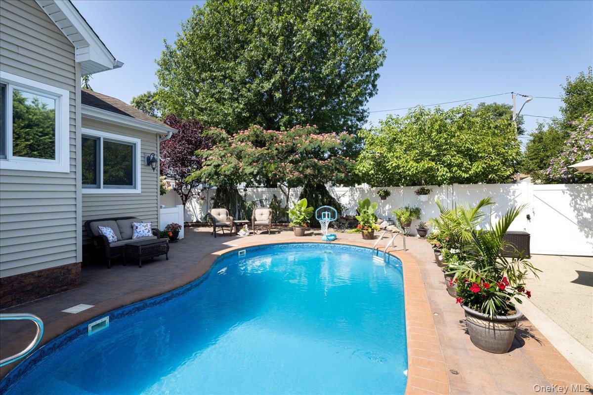 714 Wyckoff Avenue – For Sale photo 25