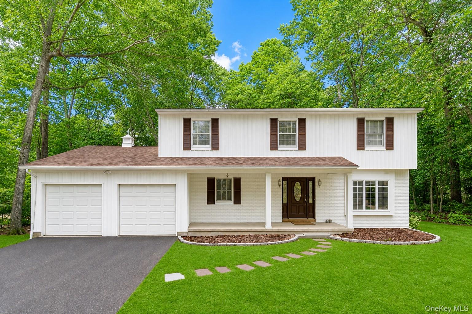 1540 Laurelwood Drive – For Sale