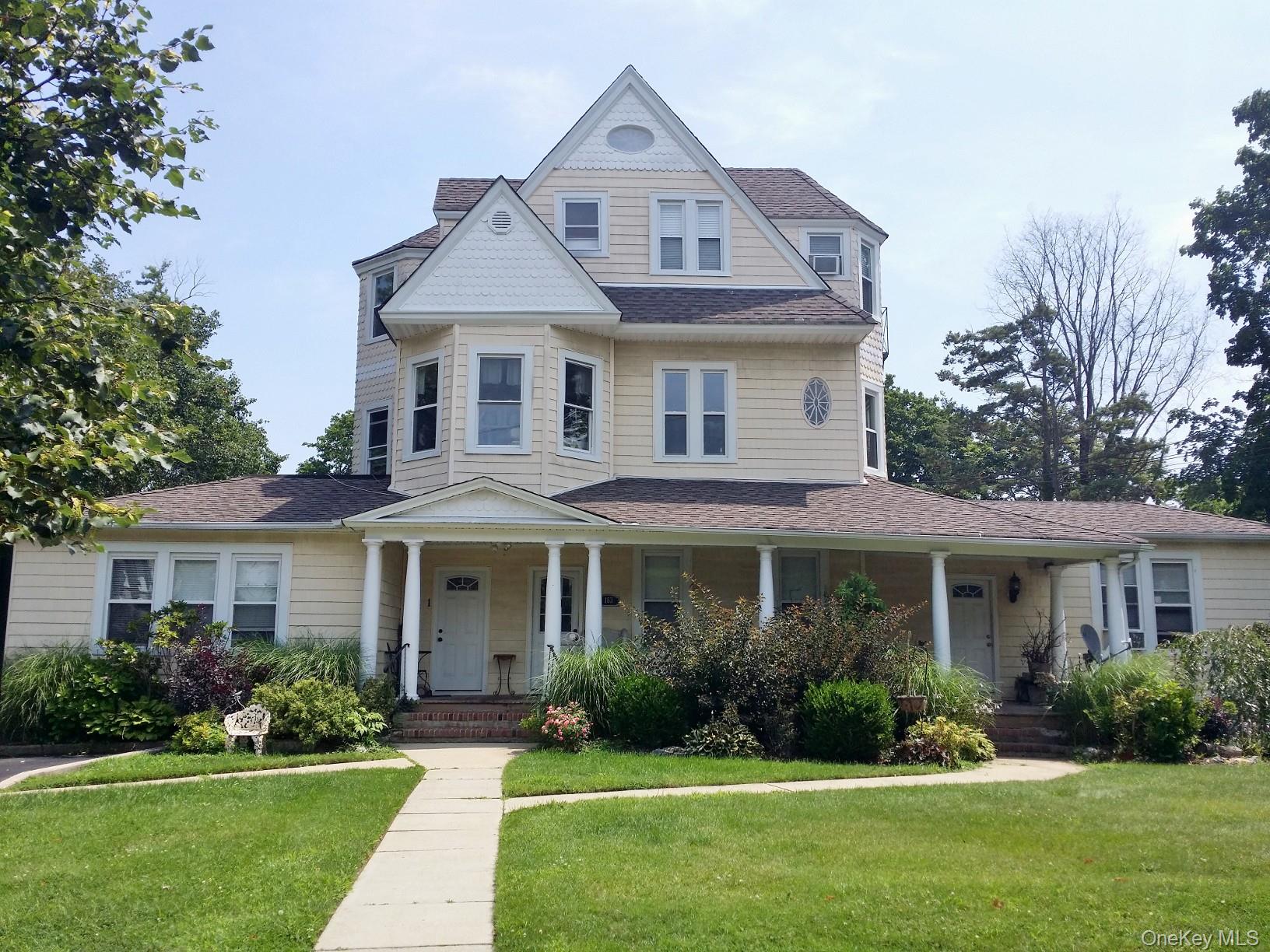 163 Fire Island Avenue, Unit 163-03