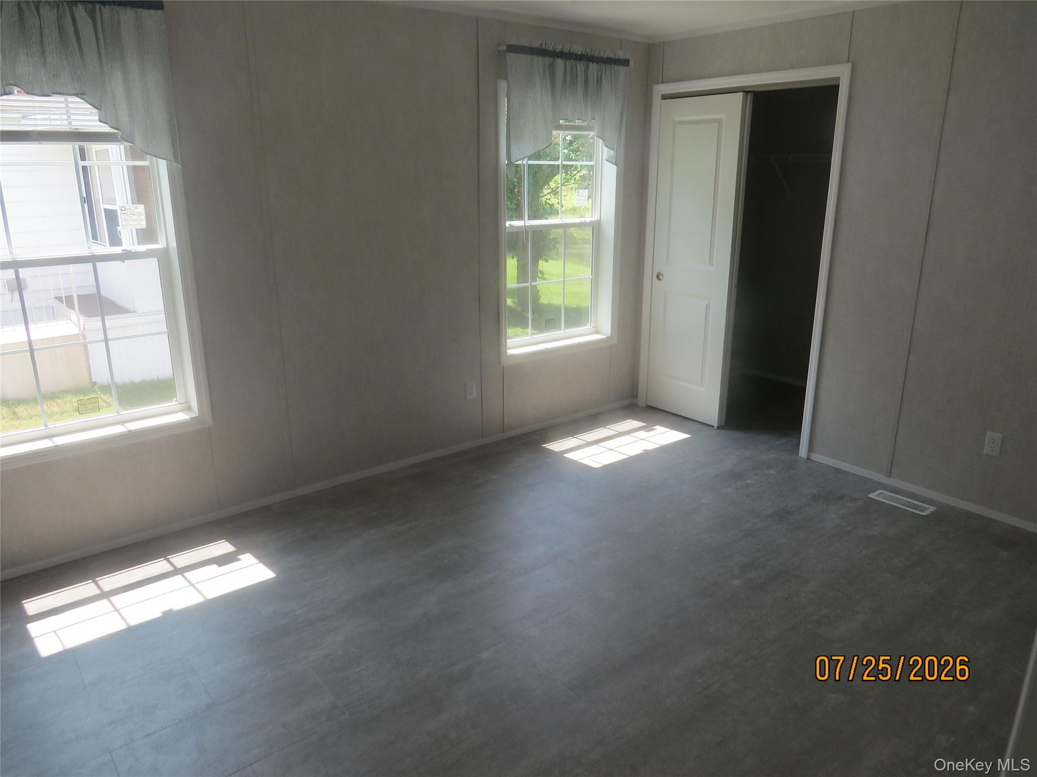 723 Beekman Road, Unit 70 photo 20