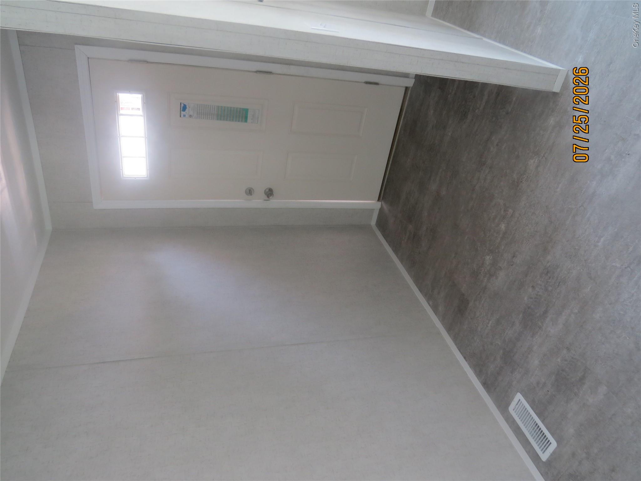 723 Beekman Road, Unit 70 photo 6