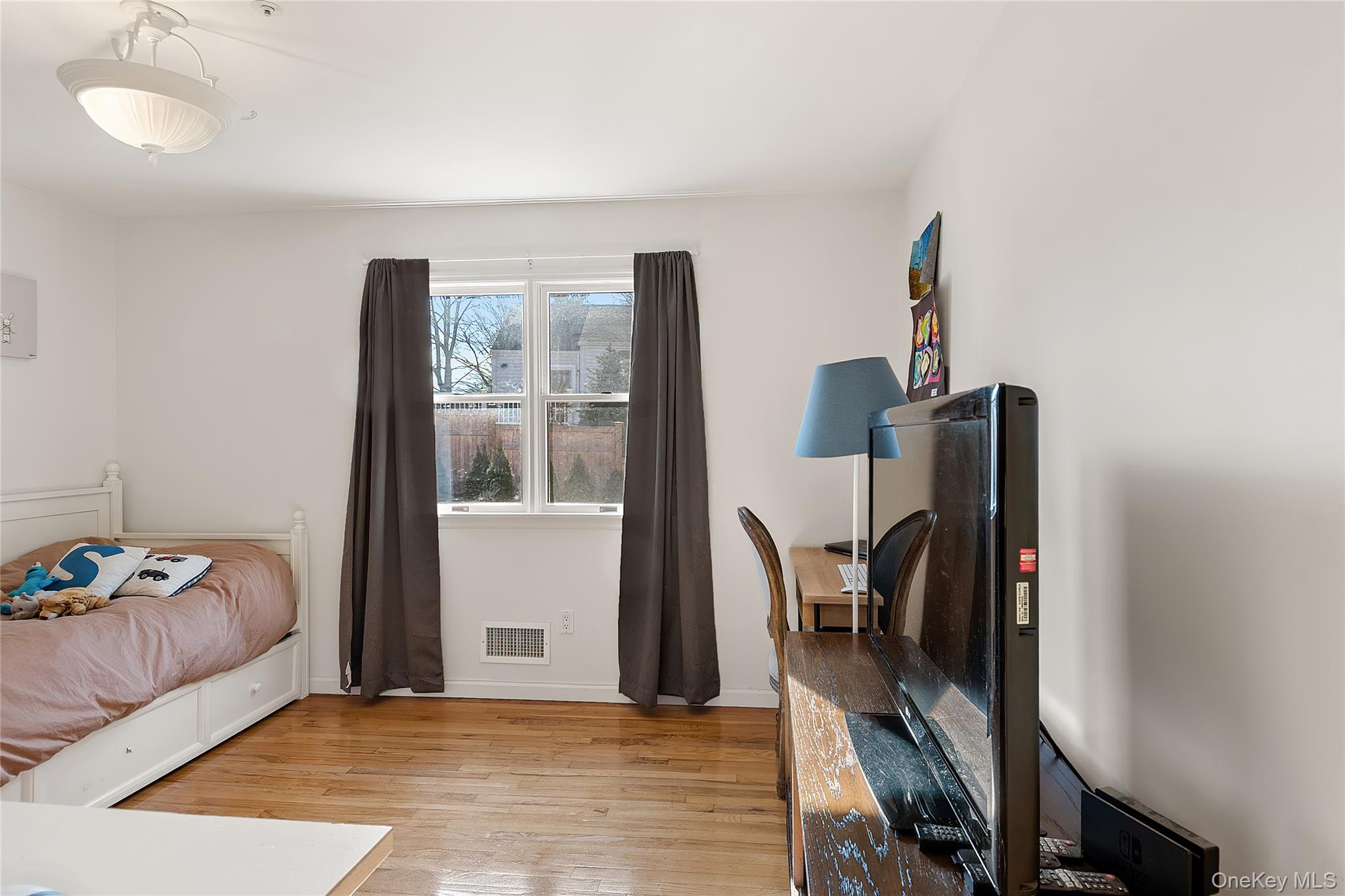 36 Florence Avenue, Unit 1 photo 7