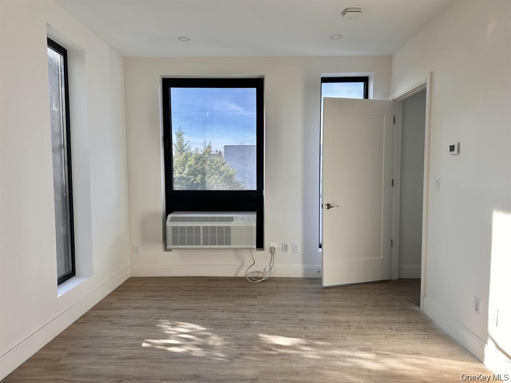 362 W Merrick Road, Unit 207 photo 7