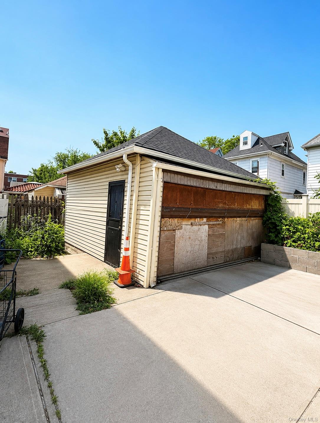 9425 54th Avenue – For Sale photo 23