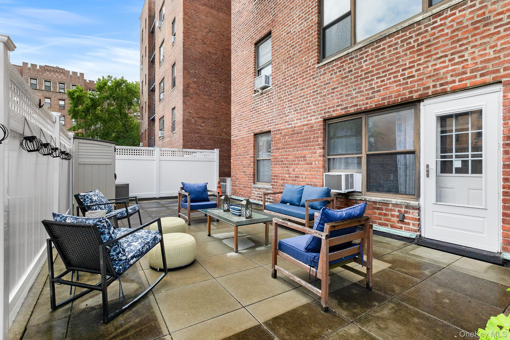 325 Main Street, Unit 1J photo 13