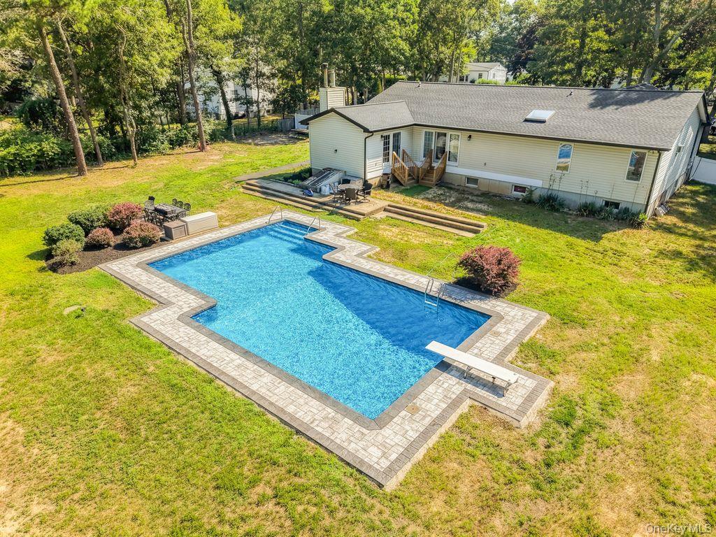 24 Bauer Avenue – For Sale photo 4