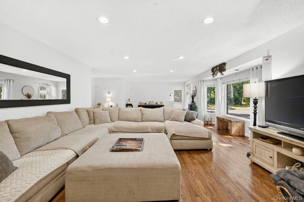 24 Bauer Avenue – For Sale photo 8