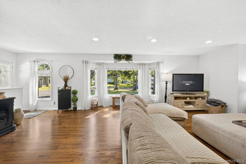 24 Bauer Avenue – For Sale photo 10