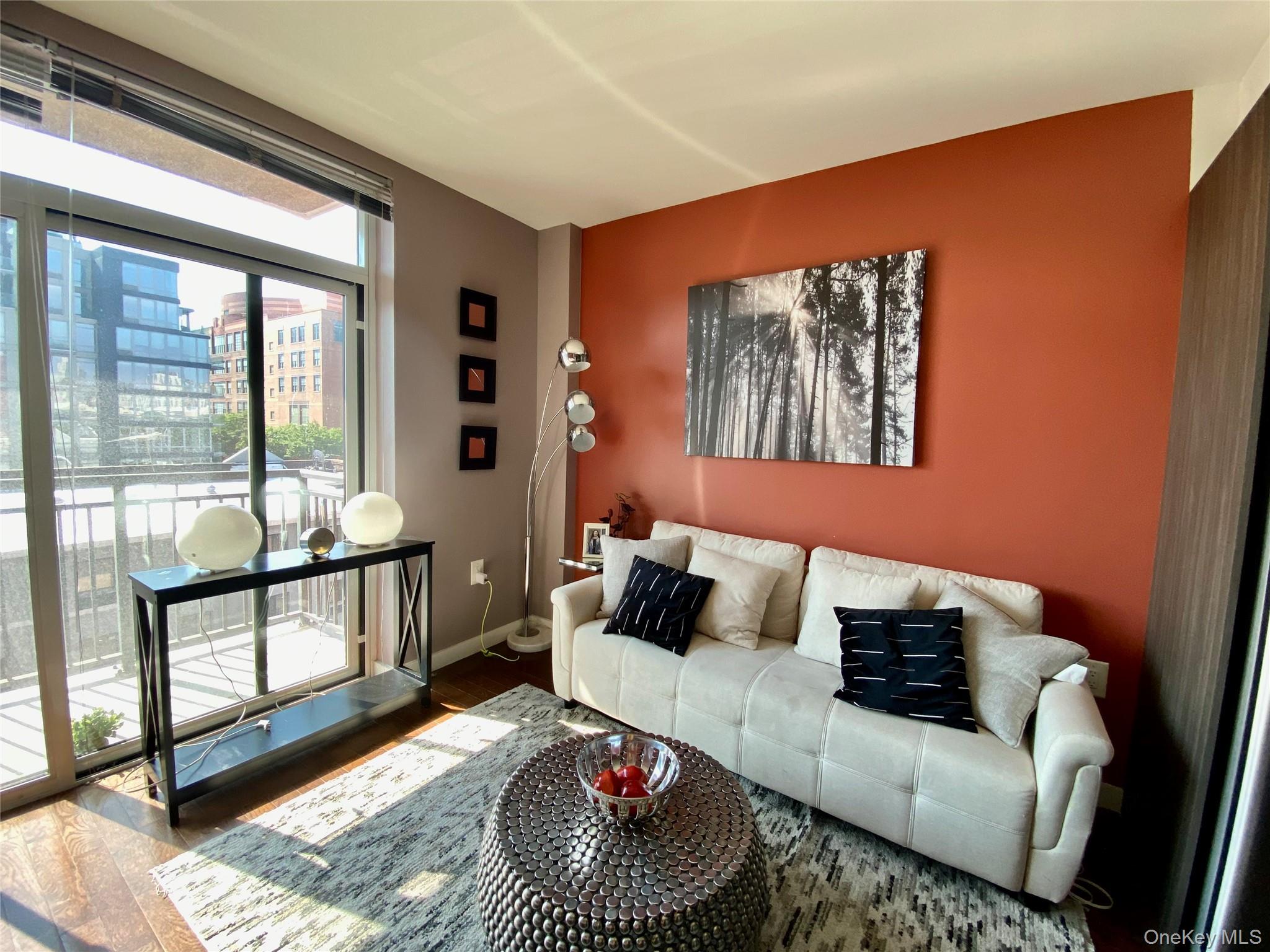 1215 Broadway, Unit 424 photo 4