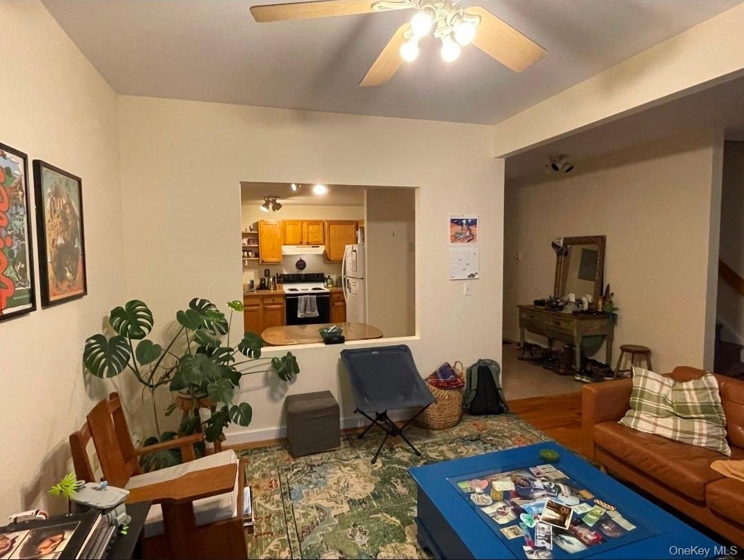 176 Main Street, Unit A photo 3