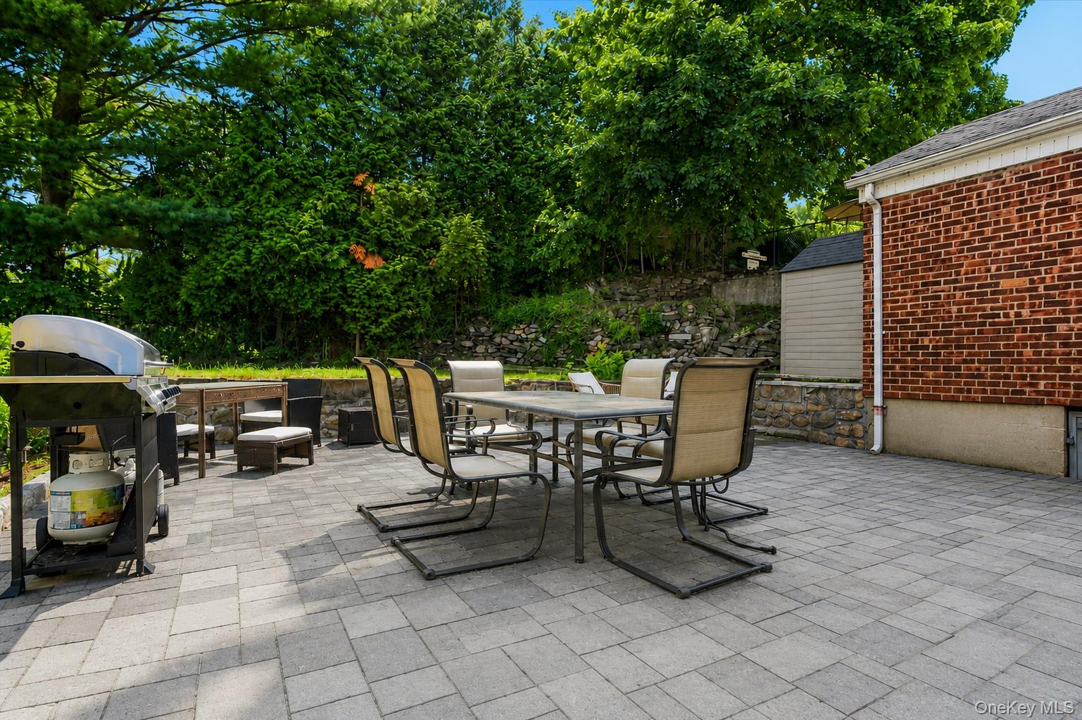 114 Greenvale Avenue – For Sale photo 10