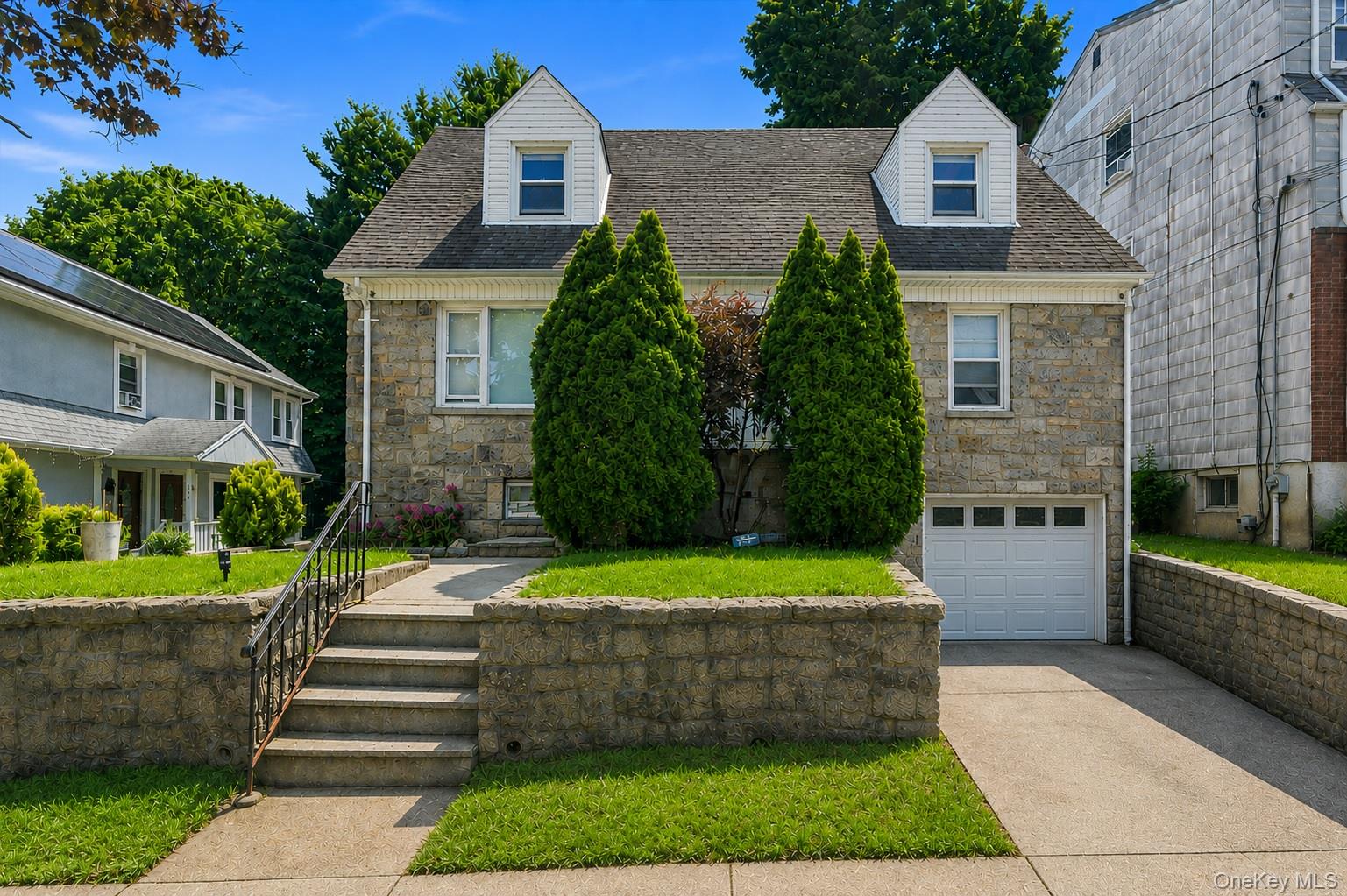 114 Greenvale Avenue – For Sale