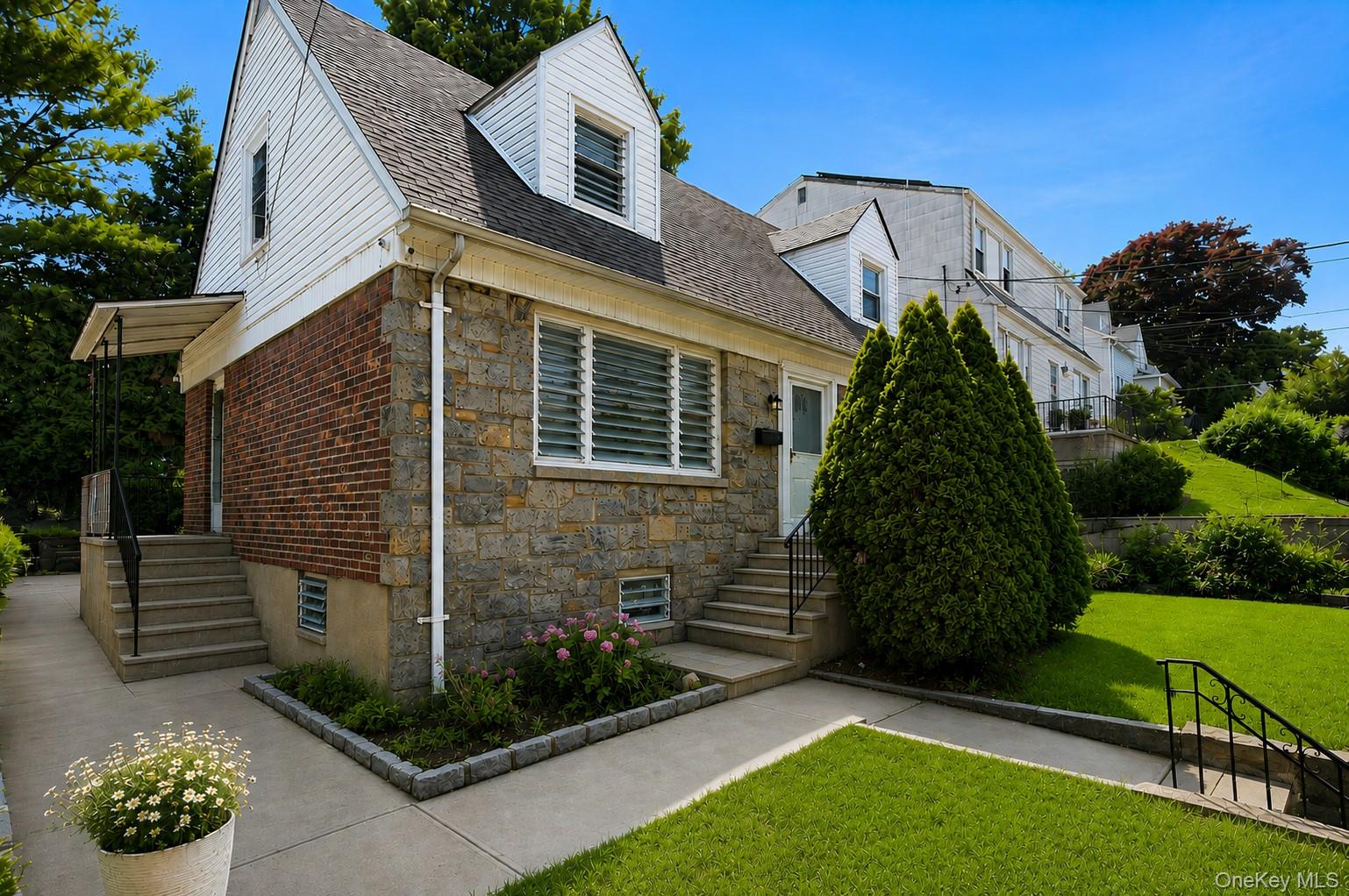114 Greenvale Avenue – For Sale photo 6
