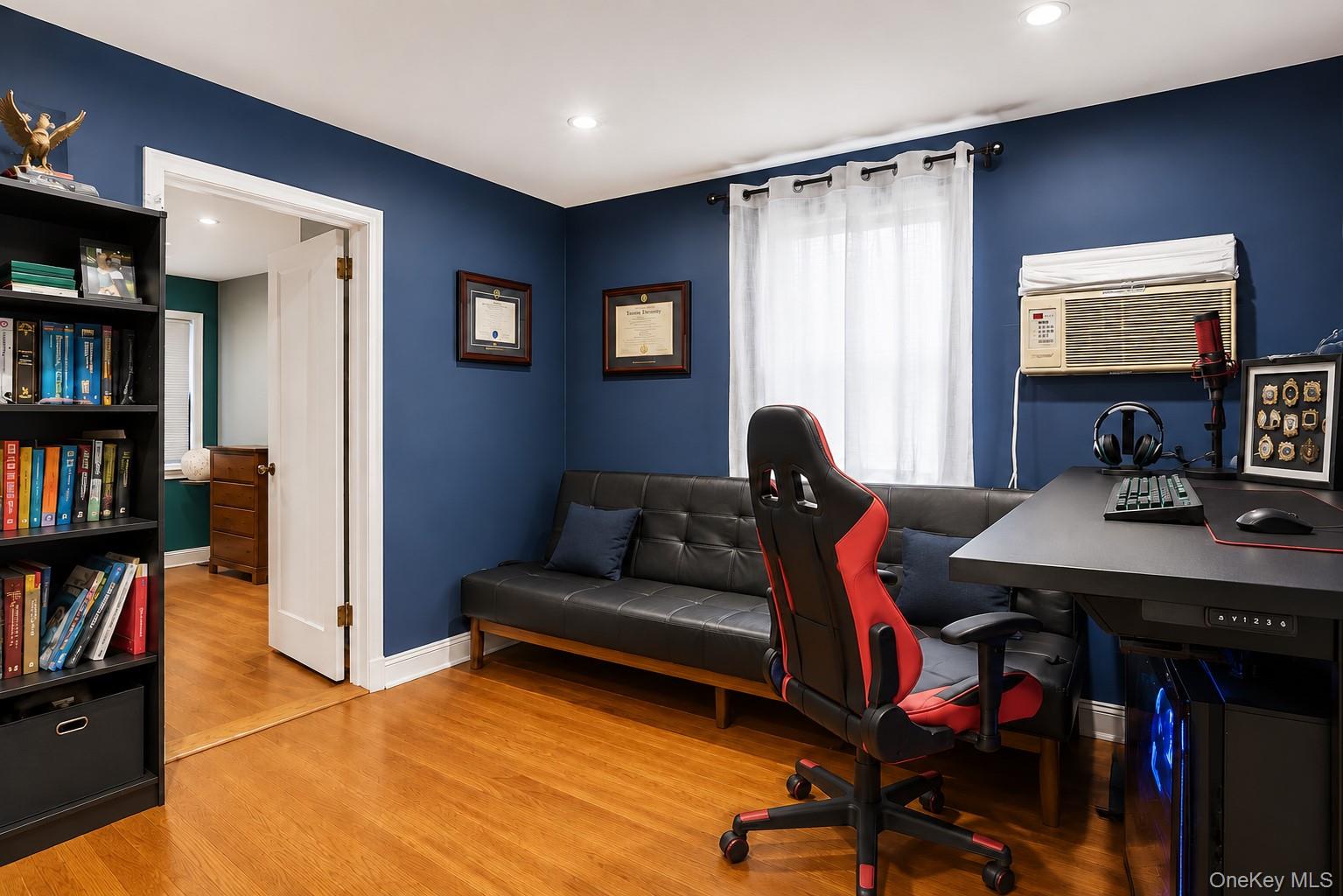 114 Greenvale Avenue – For Sale photo 13