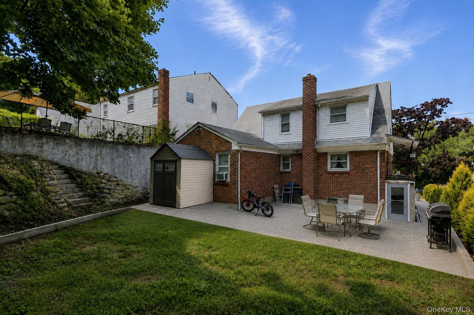114 Greenvale Avenue – For Sale photo 3