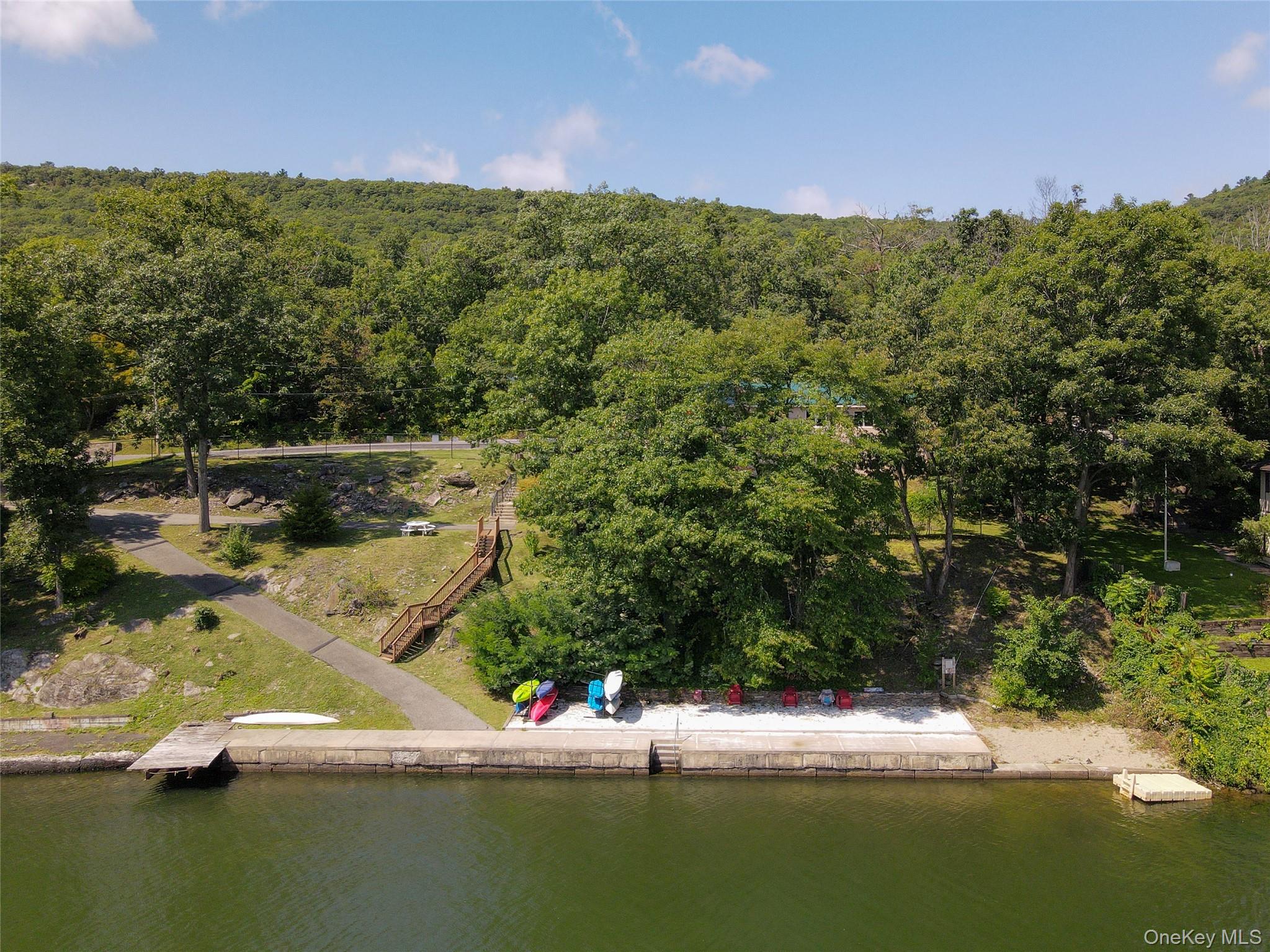 87 Blueberry Hill – For Sale photo 47