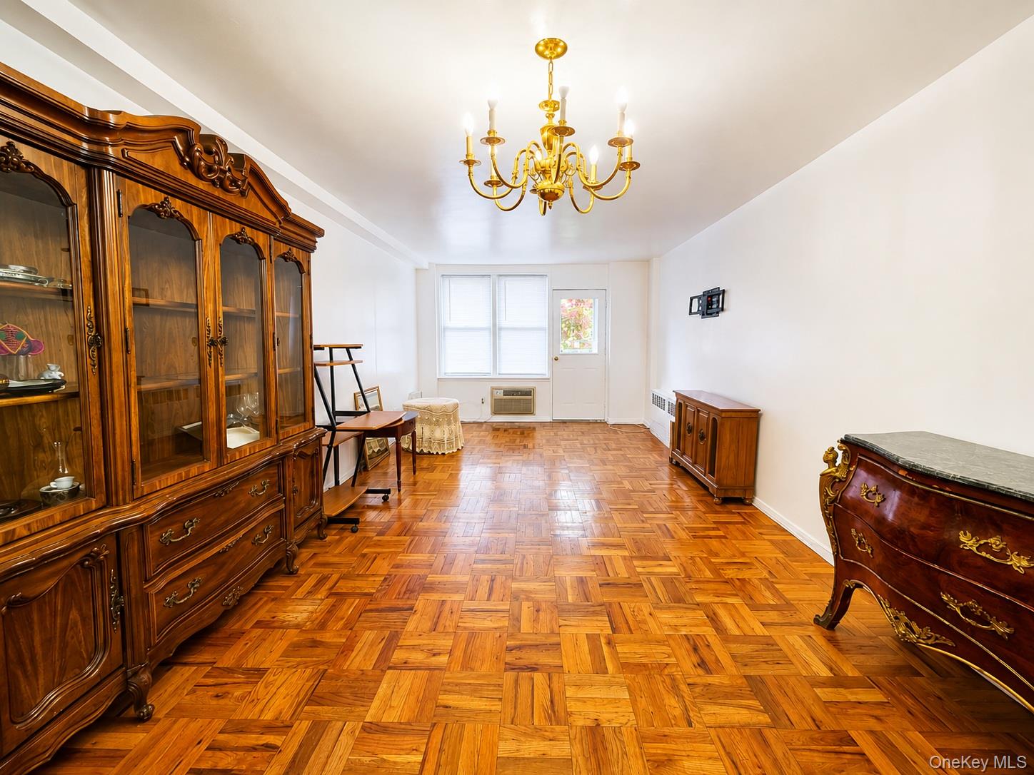 67-50 Thornton Place, Unit 1D photo 3