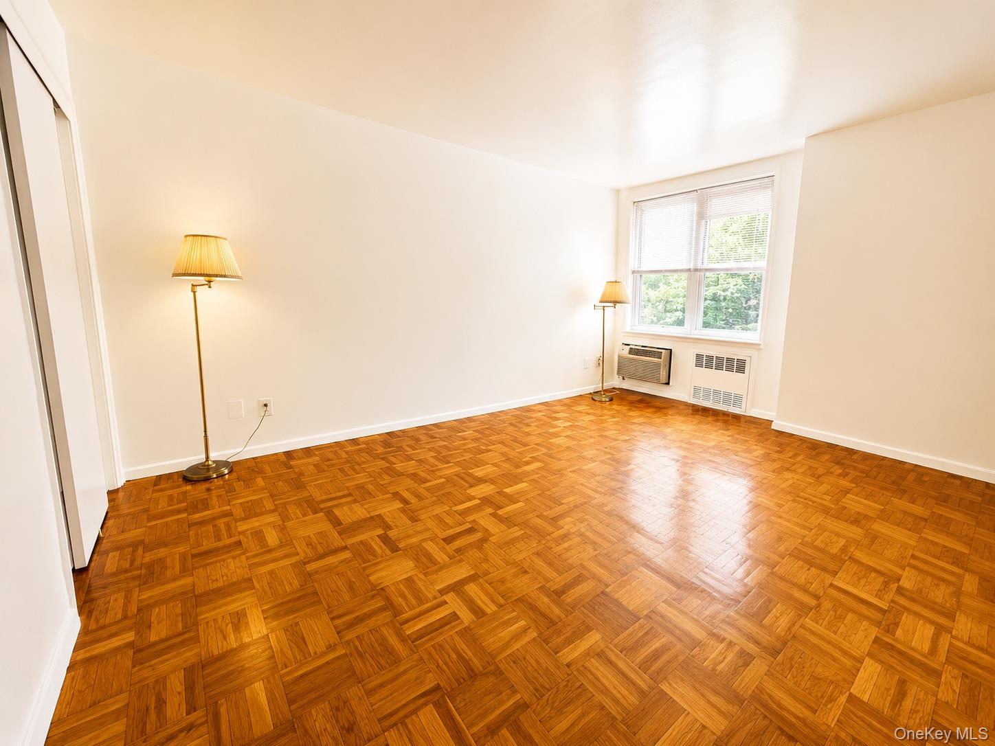 67-50 Thornton Place, Unit 1D photo 5