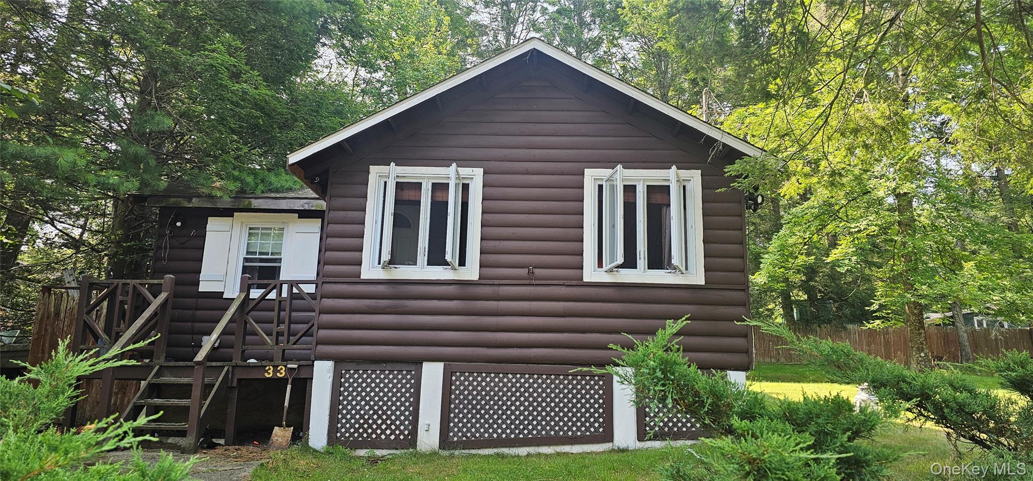 33 W Delaware Place – For Sale