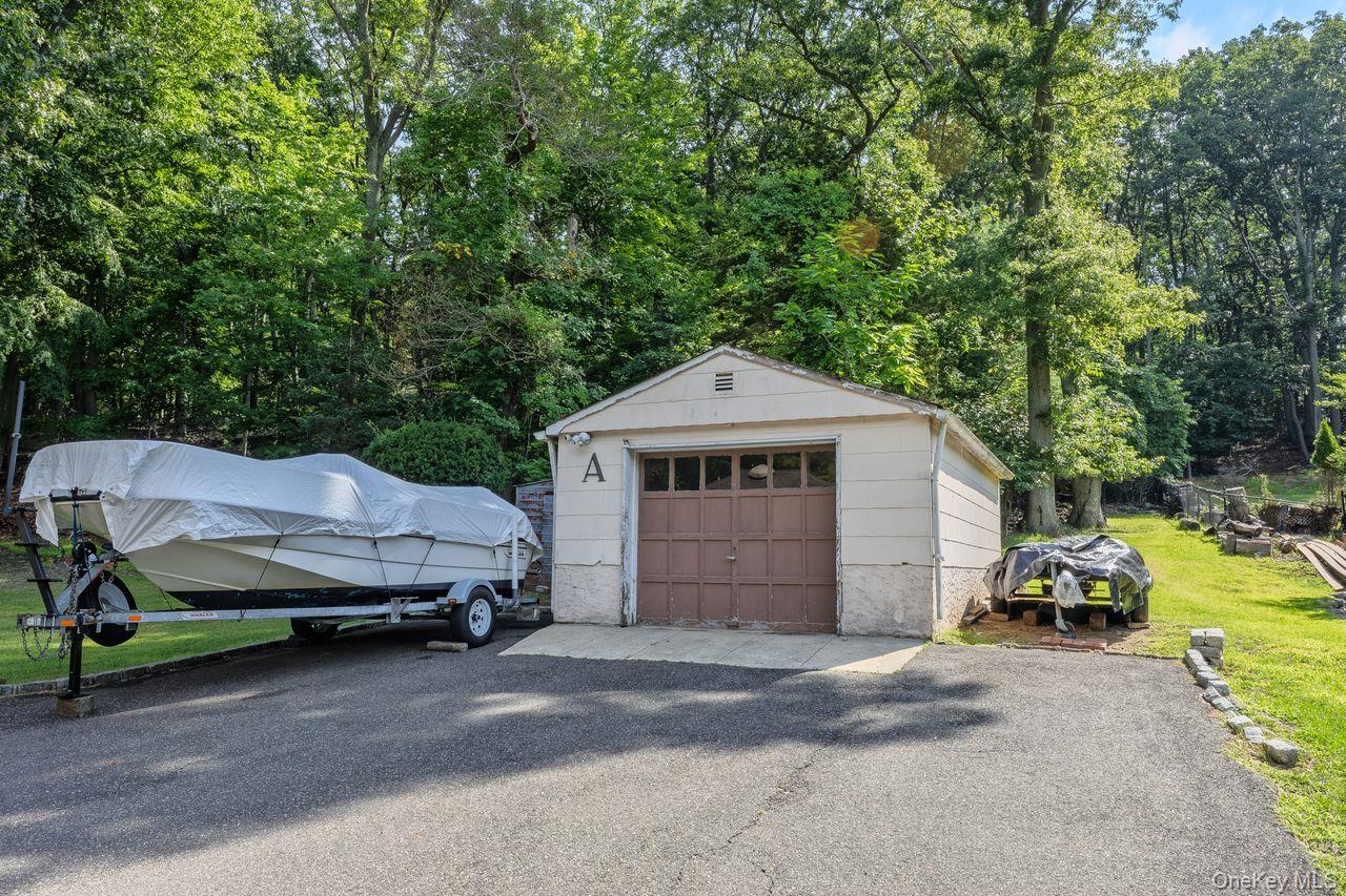 468 Old Bridge Road – For Sale photo 4
