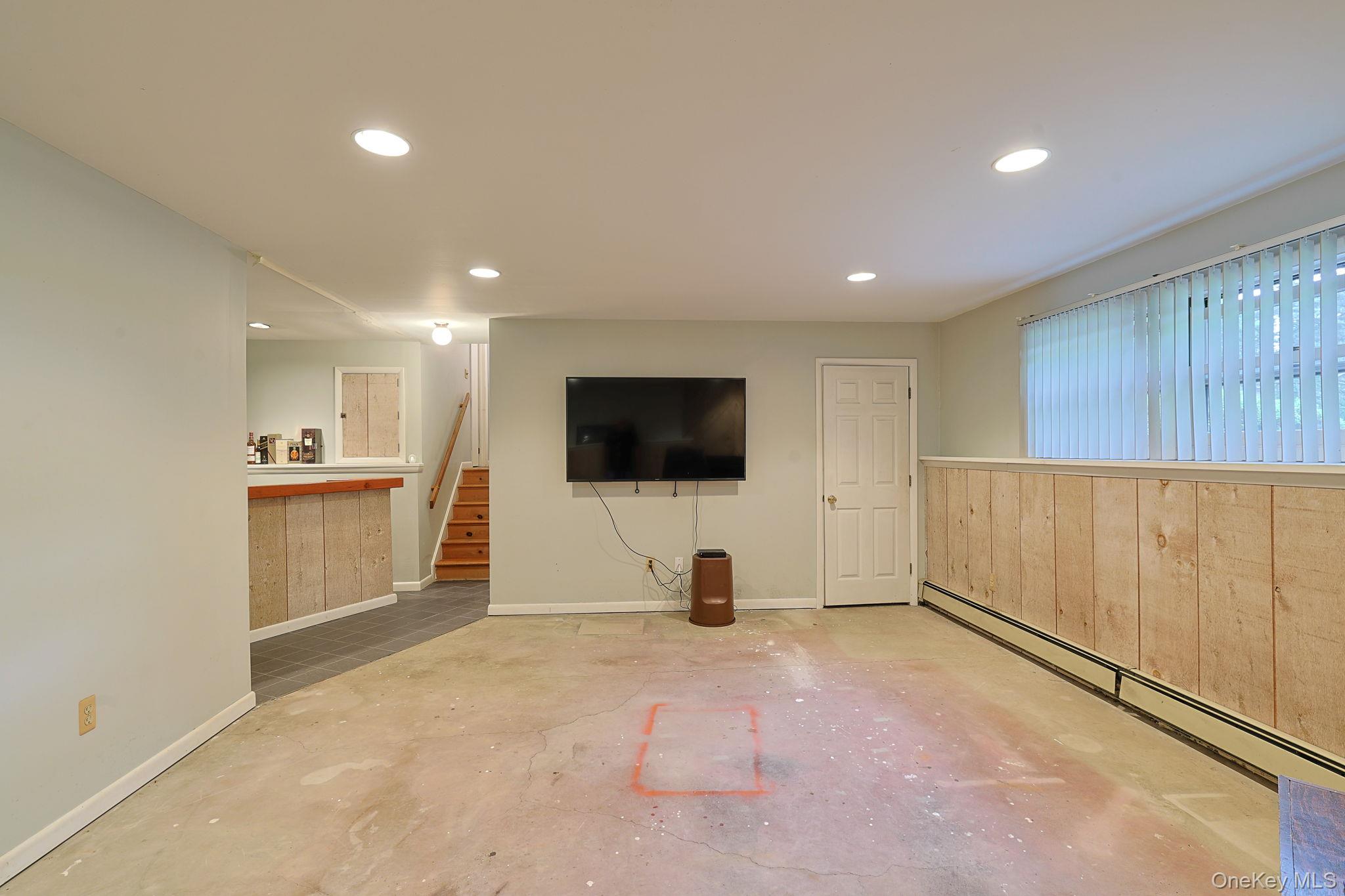 18 Hillside Road – For Sale photo 16
