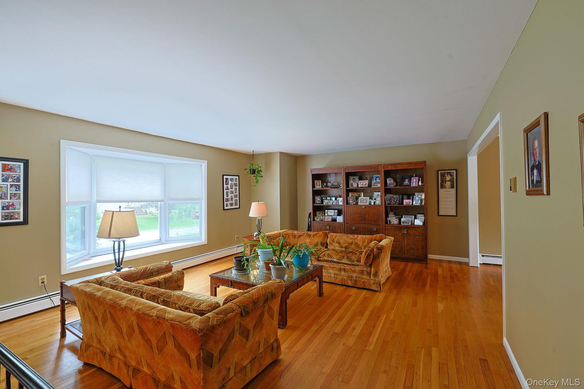 18 Hillside Road – For Sale photo 10