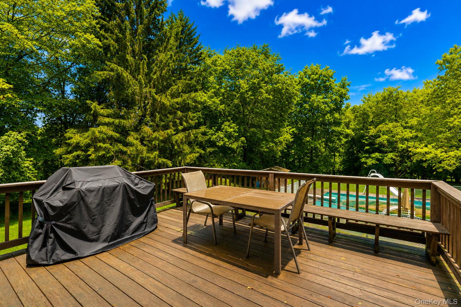 18 Hillside Road – For Sale photo 5