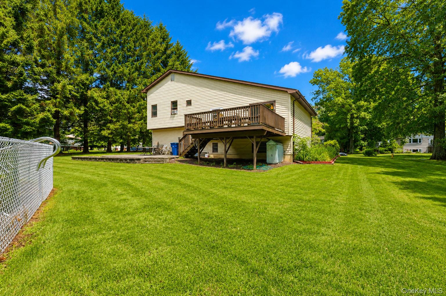 18 Hillside Road – For Sale photo 23
