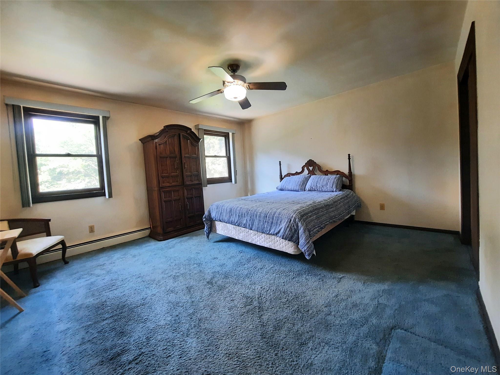 18 Hillside Road – For Sale photo 3