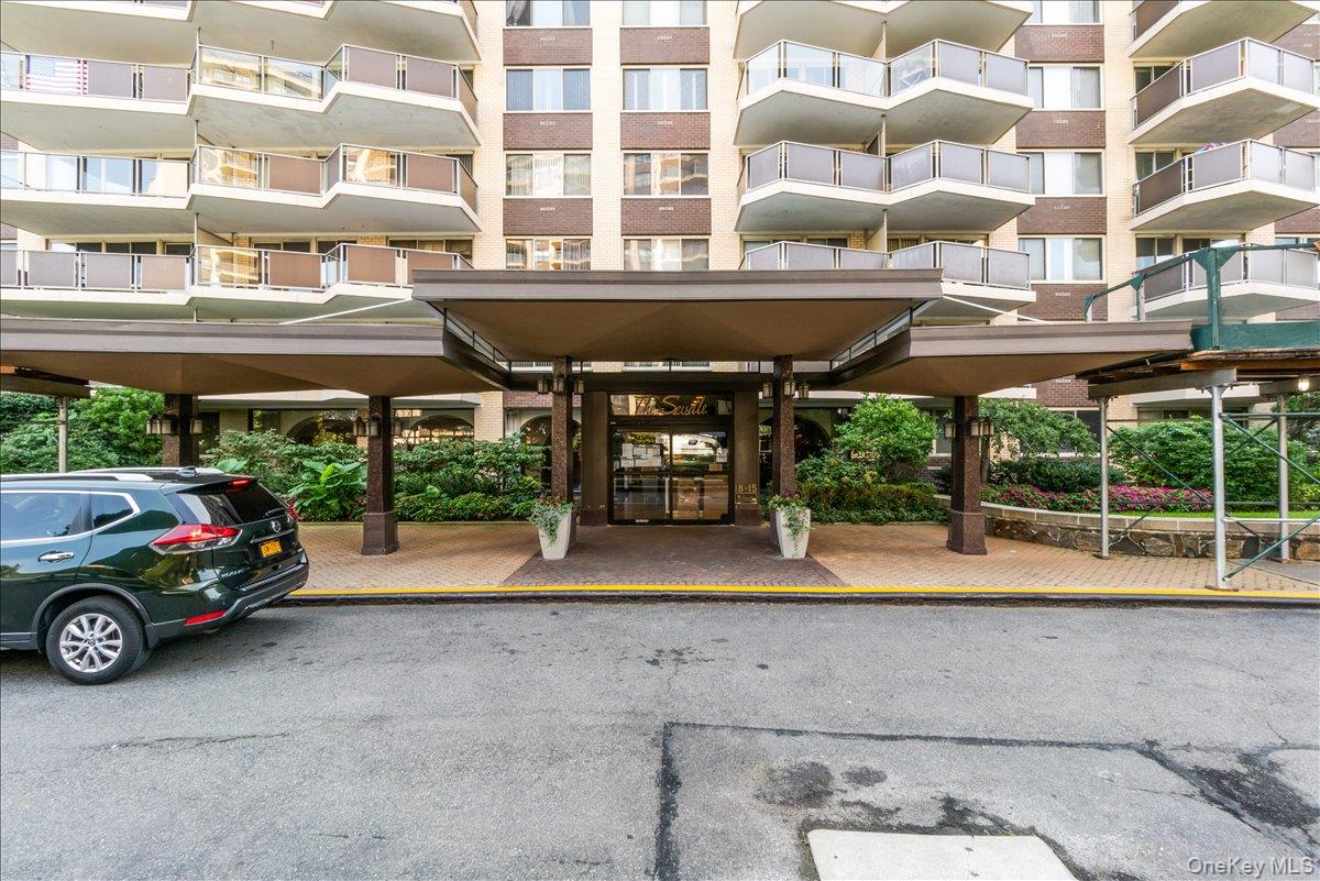 18-15 215th Street, Unit 10D photo 29