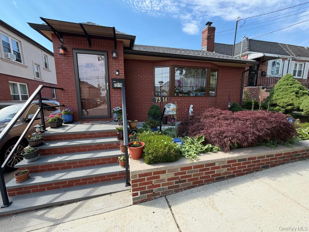 7314 69th Avenue – For Sale photo 2