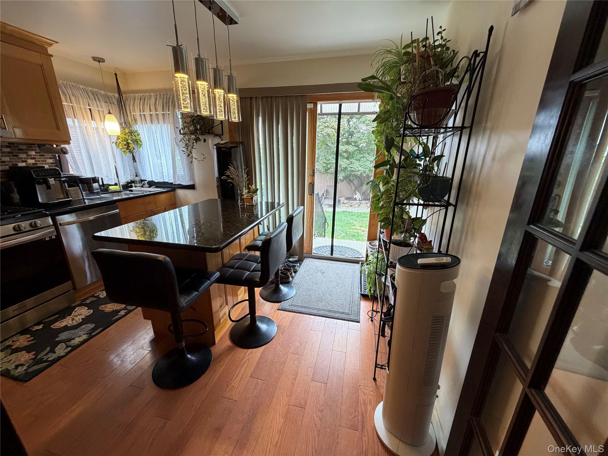 7314 69th Avenue – For Sale photo 9