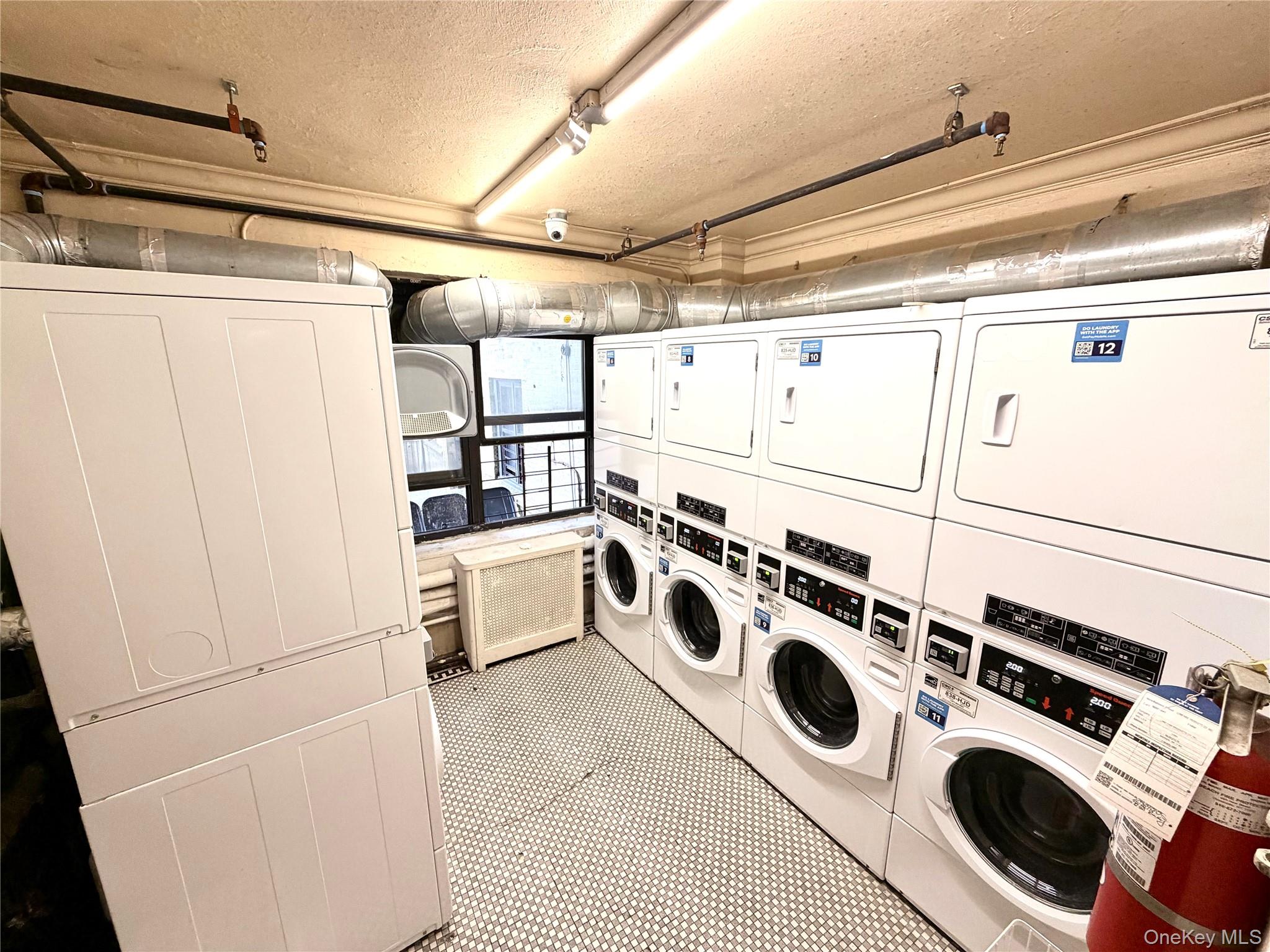 70-35 Broadway, Unit C19 photo 8