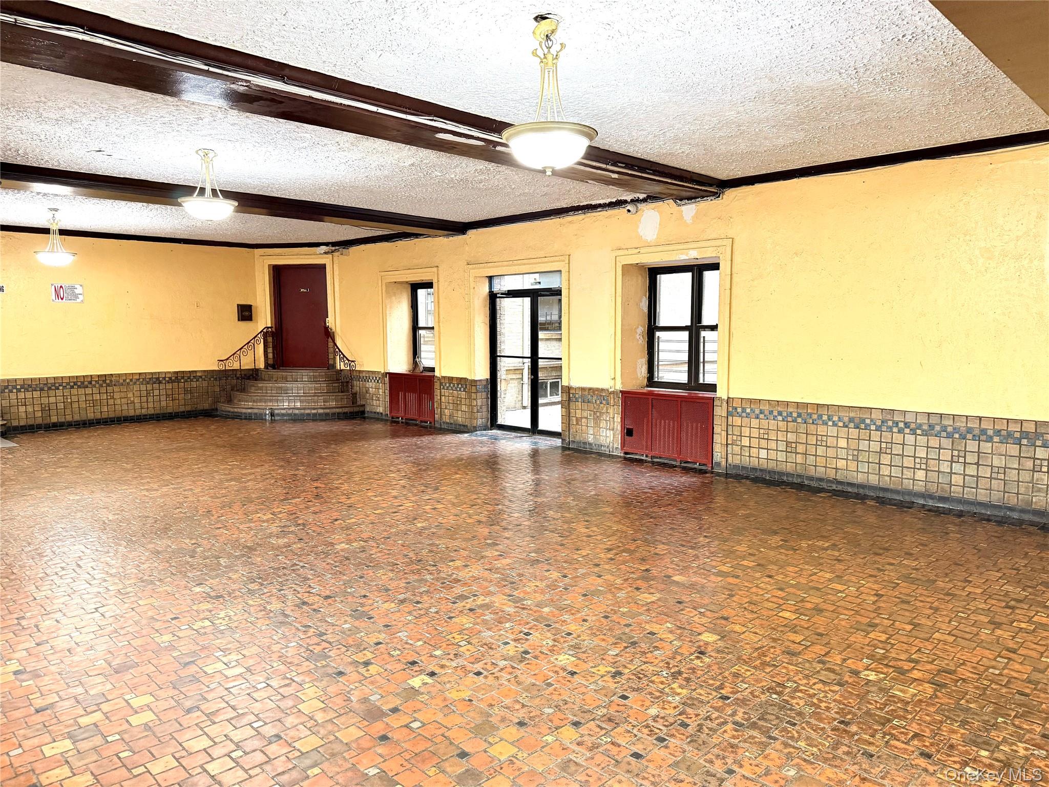 70-35 Broadway, Unit C19 photo 9