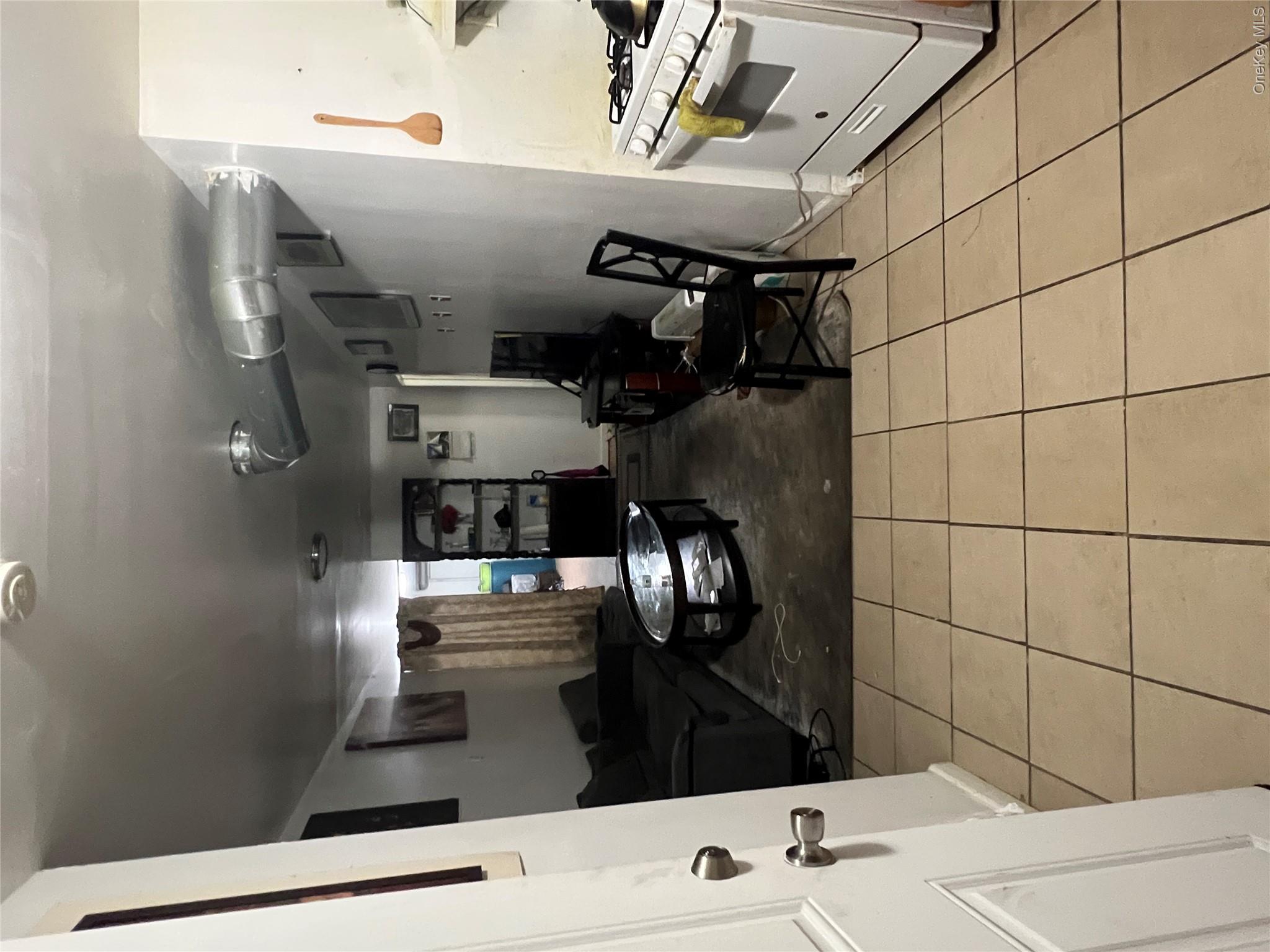 873 Elsmere Place – For Sale photo 27