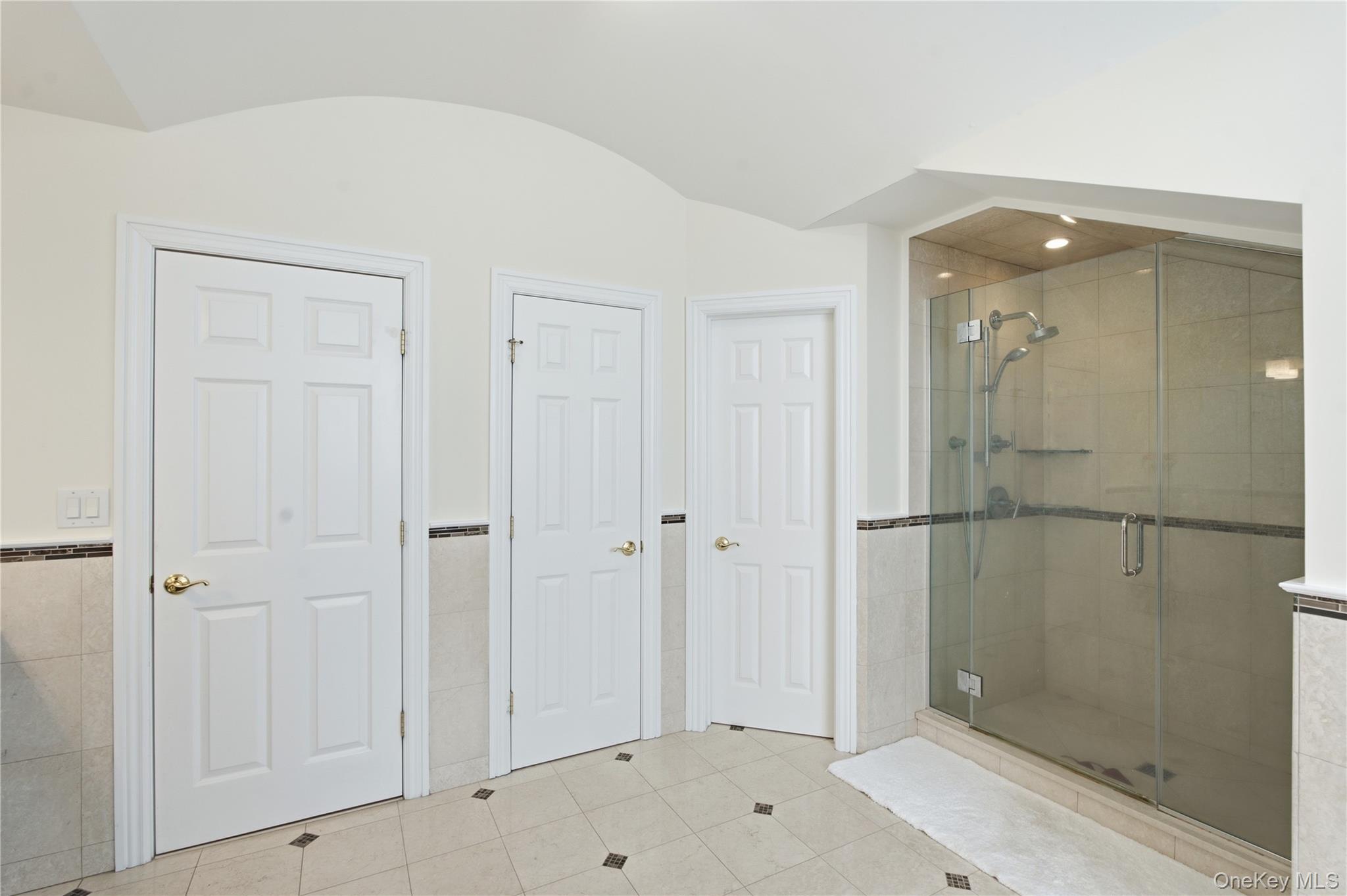 9 Hathaway Lane – For Sale photo 14