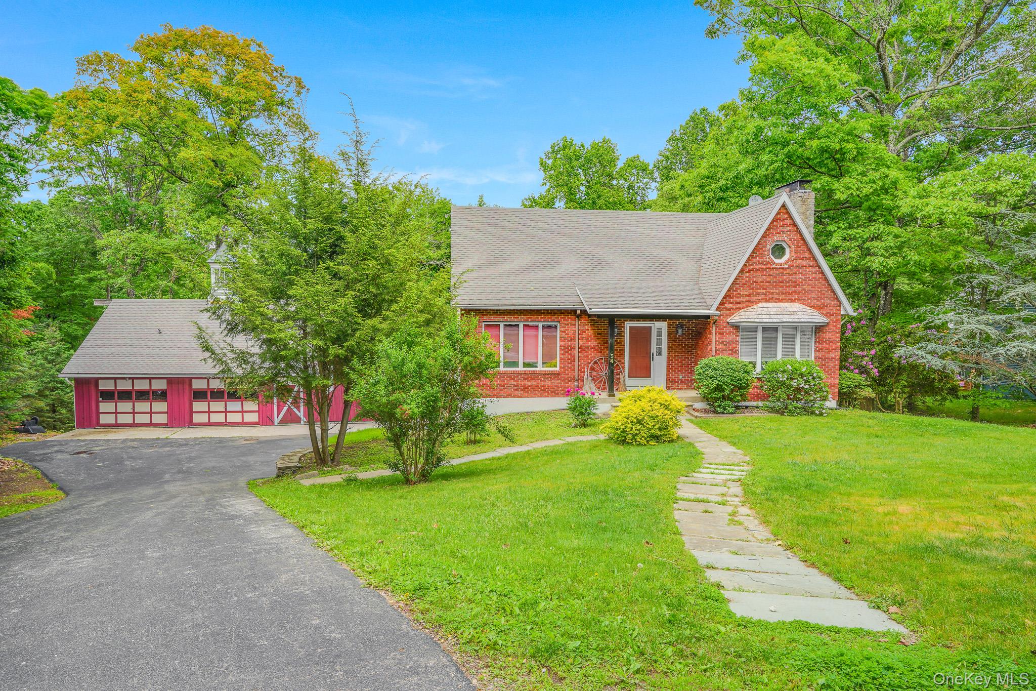 54 Bowe Lane – For Sale