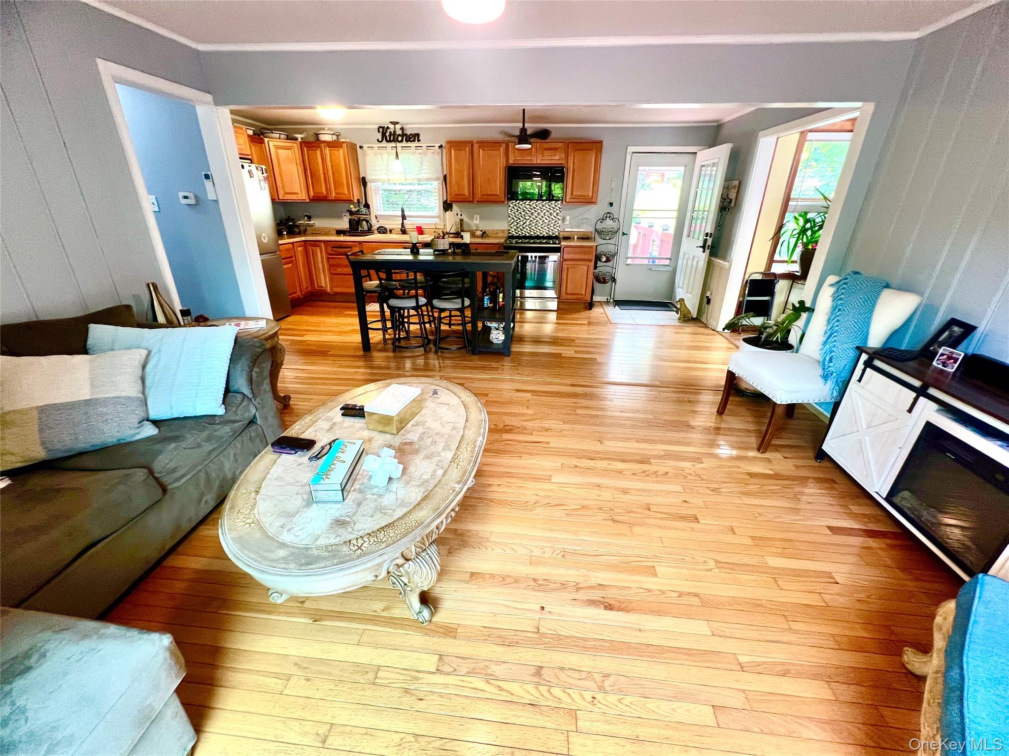 21 Woodycrest Trail – For Sale photo 8